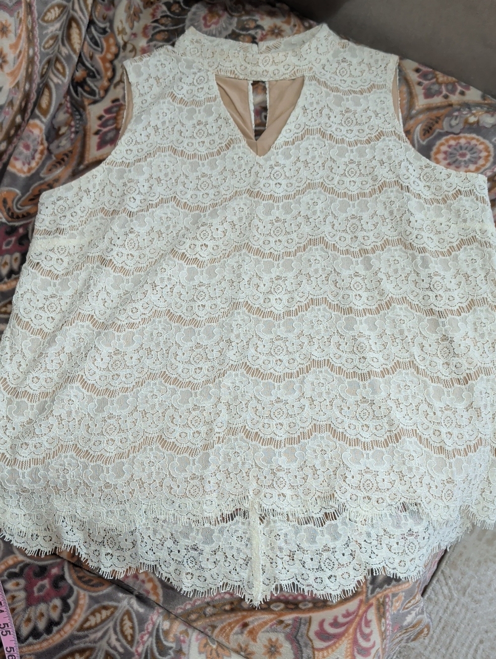 Rose & Olive Cream Lace Sleeveless Keyhole Camisole Size XL